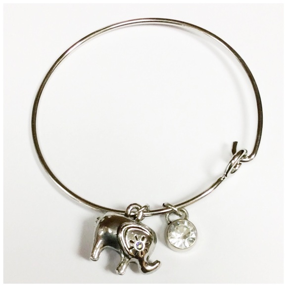 Elephant Charm Bracelet Silver-Tone - Picture 1 of 1